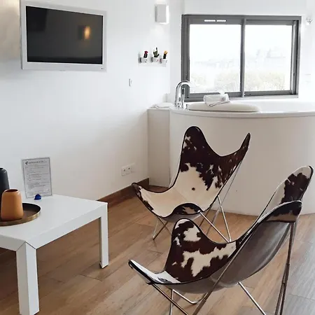 Les Du Saint Nazaire, Vue Panoramique Sur La Cite Medievale - Les Balcons De La Cite 아파트 *