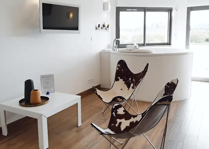 Les Du Saint Nazaire, Vue Panoramique Sur La Cité Médiévale - Les Balcons De La Cité Apartamento *